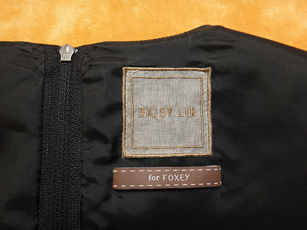 ★030817【DAISY LIN for FOXEY】美品WHITE CRYSTALワンピース40 DAISY LIN | Official website and Online Boutique &frasl; FOXEY MAGAZINE