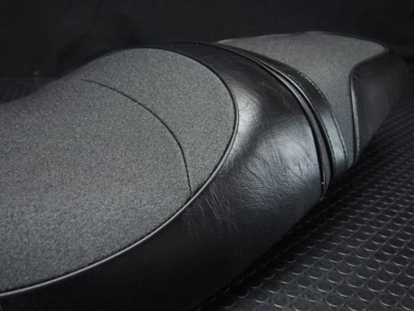 ZZR1400/1400GTR滑り止めローダウンシート黒ローシート 未使用(純正品 