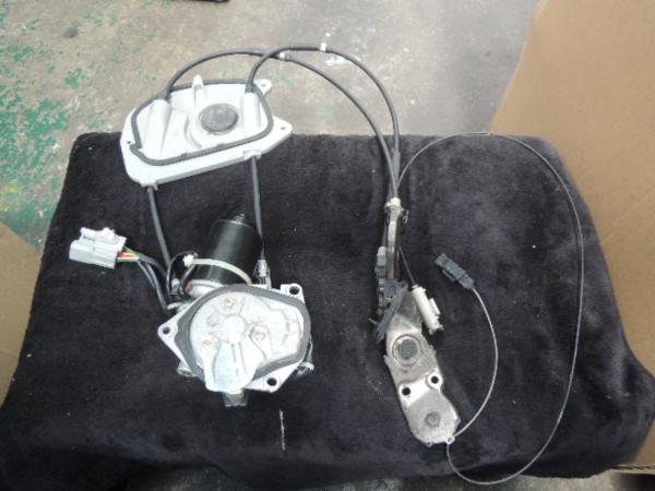 アルファード 10 純正 パワー スライドドア モータ 左 即決　