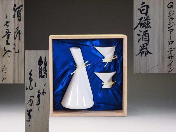 快空間】J・ジウジアーロ デザイン 白磁酒器 川村驥山書(白磁)｜売買