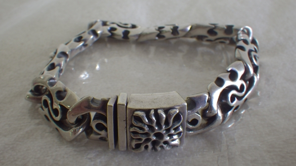 売切１円～ノーブランド・デザインＳＶ製ブレス150518-2