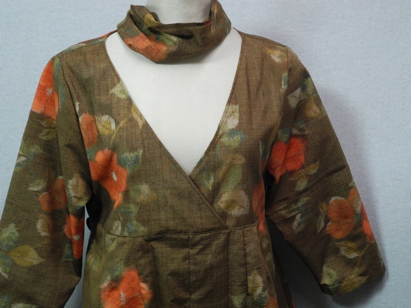 【BIG WAVE】着物リメイク*ハンドメイド*紬七分袖チュニ*花の木