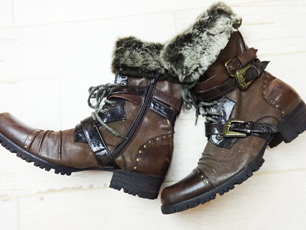 Isam By Tokyo S ベルト付デザインブーツ お兄系 40 25 0cm 売買されたオークション情報 Yahooの商品情報をアーカイブ公開 オークファン Aucfan Com