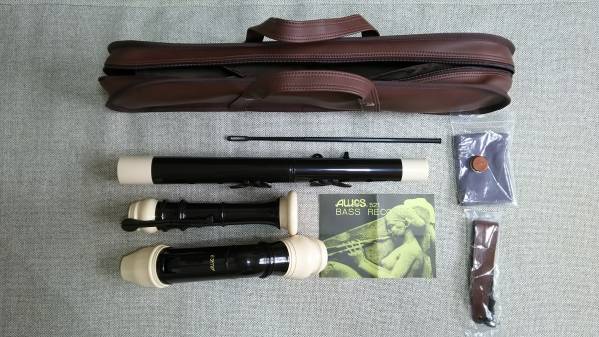 アウロス　バスリコーダー【№521-E】