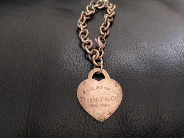 ティファニー リターン トゥ ハート ブレスレット 中古