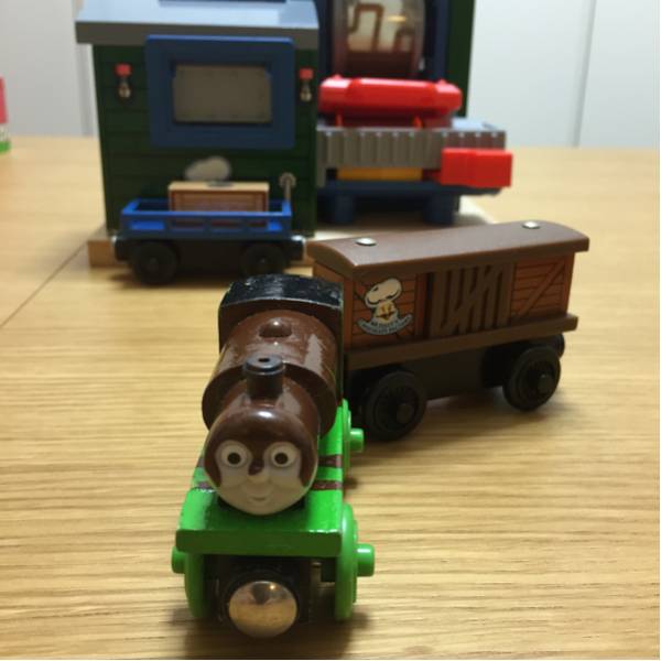 木製レール トーマス「チョコレート工場」「チョコパーシー  