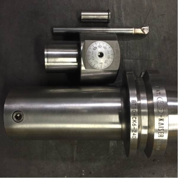 BIG 大昭和 BT50 ボーリングバー CK6 カイザー 超硬バイト