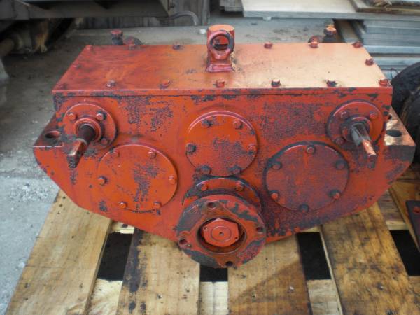 PTO 副変速　サブミッション　分岐　2連出力　正転・逆転切り替