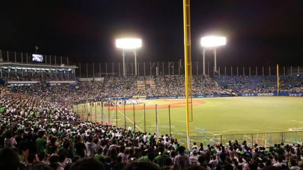 10/27　日本シリーズ　神宮ヤクルト側ライト外野Ｂ指定席ペア