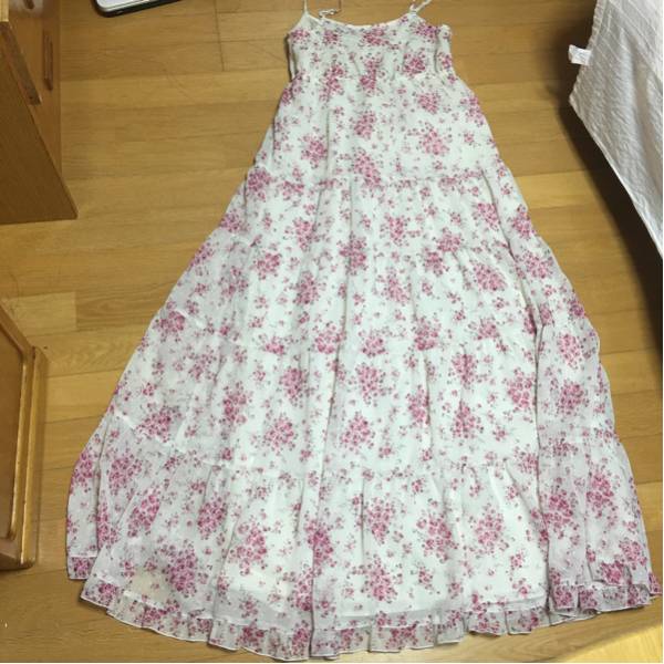 美品レストローズの花柄マキシワンピースドレス サイズ2
