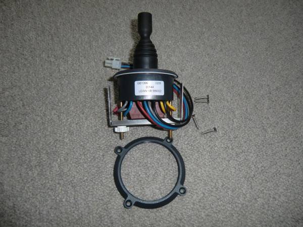 LEWMARスラスターコントロールパーツ_2