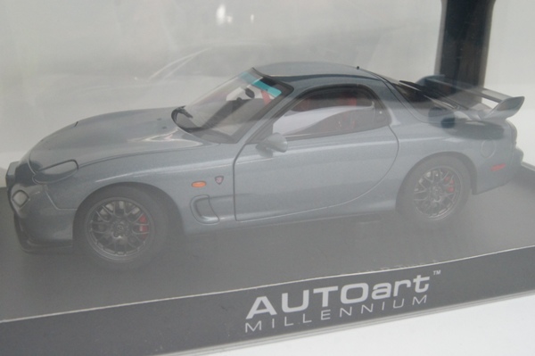 オートアート 1/18 マツダ RX-7 FD スピリットR タイプA グレーM