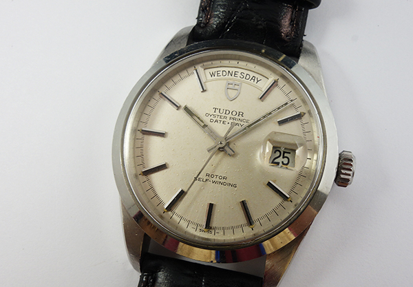 ハンドラー！7017 デイトデイ シンプル顔 年末大売りぃ～出し