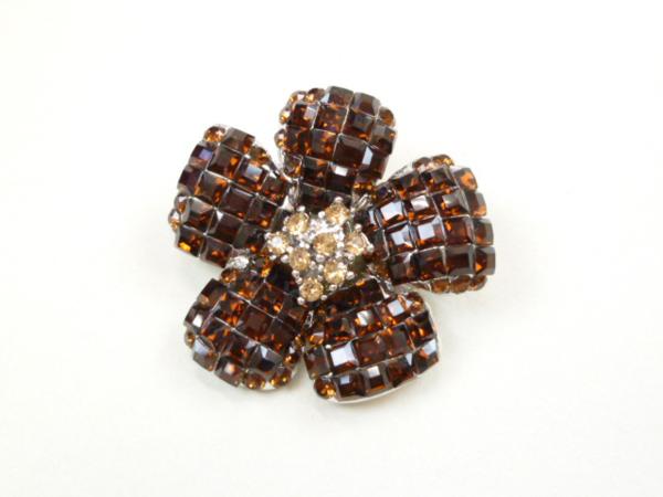 FOXEY お花　ブローチ FLEUR　ブラウン FOXEY FLEURブラウン お花ブローチ 公式通販 FOXEY（ブローチ
