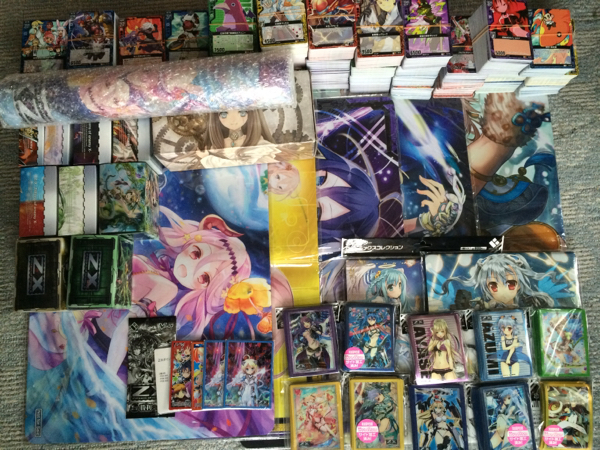 Z/X ゼクス 引退 まとめ アニムス デッキ有 プレイマット等 大量 Z/X Z/X ゼクス 引退 まとめ アニムス デッキ有 プレイマット等 大量 Z/X