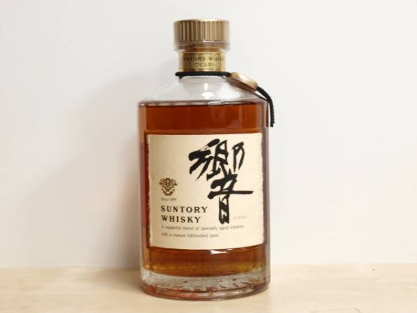 ●東京都発送限定●SUNTORY サントリー 響 700ml 未開栓●Y34069