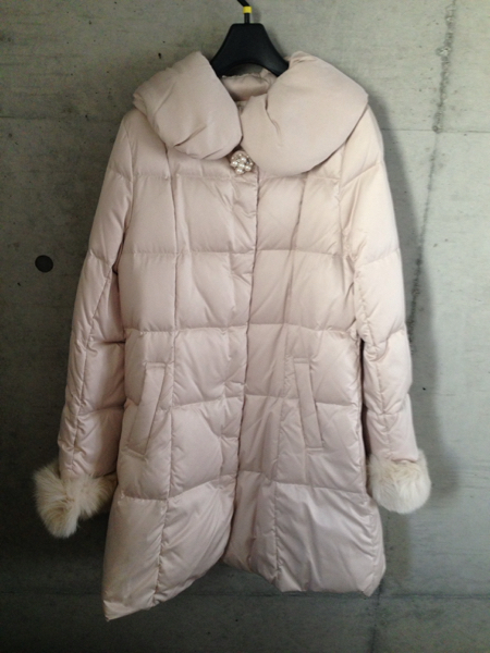 アプワイザーリッシェ☆美品☆ビジュー&ファー付ワンピ風ダウン