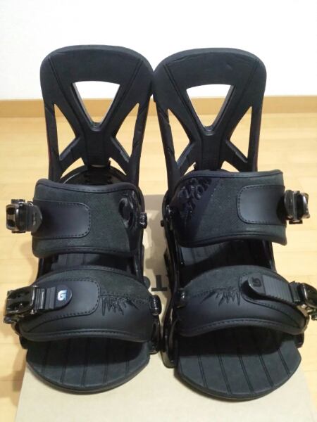 burton custom ssize バートンカスタムs ビンディング バイン 【公式通販】