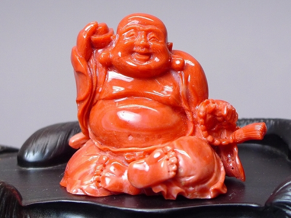 珊瑚 - 本珊瑚 趣楽 布袋置物 88g 本物保証 Z531 桃珊瑚の彫刻