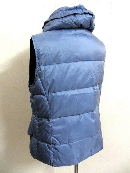 Max Mara Weekend Line ダウンベスト 38 カーキ　美品 MaxMara マックスマーラ WEEKEND LINE ダウンベスト 42/J2 マックス