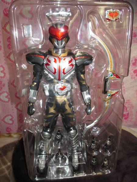 メディコム RAH 仮面ライダー カリス フィギュア DX ブレイド 剣 全国