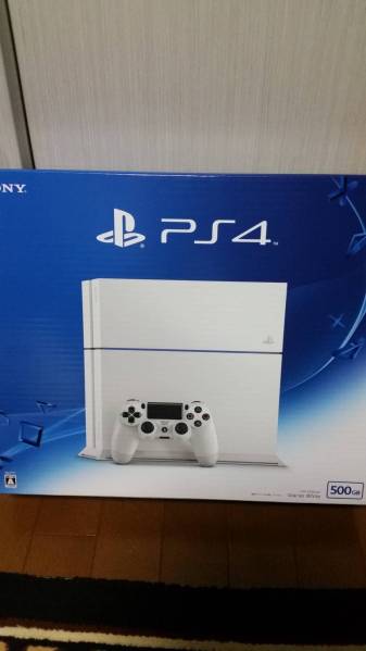 新品未開封　PS4 CUH1200AB02 ホワイト