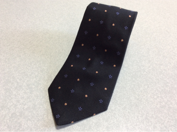 レア物美品☆バーバリーブラックレーベル☆ドット柄ネクタイ