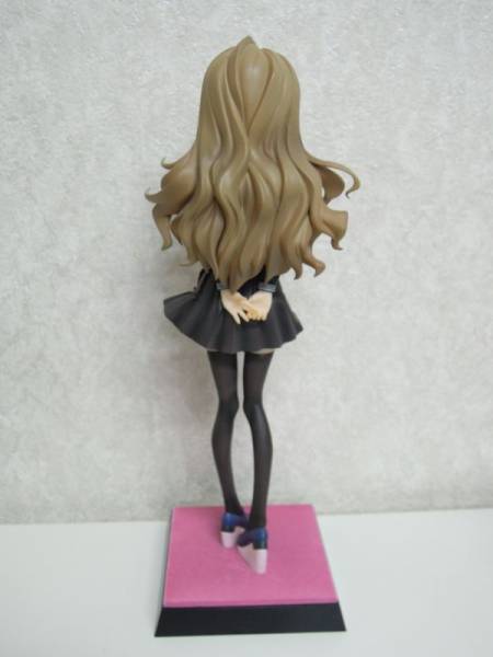 コトブキヤ とらドラ! 逢坂大河 the Last Episode 1/6フィギュア 中古