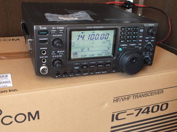 メ*2様 ICOM　IC-7400 アイコム IC-7400（100w機）マイク付（HM-12） メ*2様 ICOM IC-7400