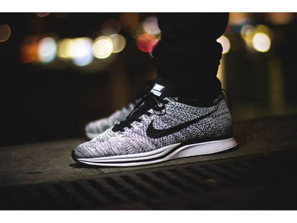 Nike Flyknit Racer Oreo 27.5 フライニット レーサー オレオ