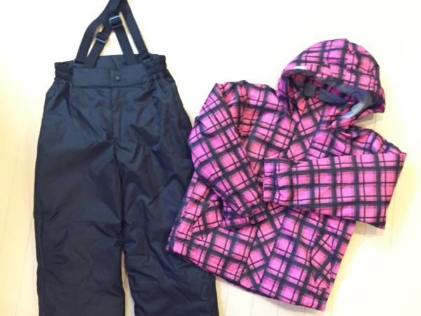 スノーウエア 上下 キッズ 150 女の子 新品未使用(タグなし)