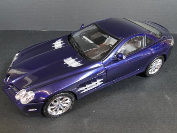 CMC 1/18 メルセデスベンツ SLR マクラーレン 2003 ブルー/青