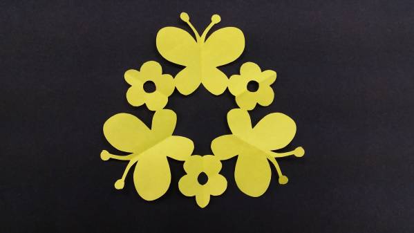 切り紙 かわいいモチーフ 菜の花蝶 手づくり壁面装飾 折り紙 千代紙 売買されたオークション情報 Yahooの商品情報をアーカイブ公開 オークファン Aucfan Com