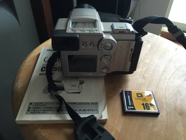 送料込！オリンパス CAMEDIA C-2500L 16MBメディア1枚込み！