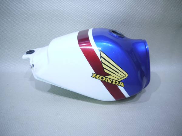 ＦＴＲ２２３　タンク　トリコロール MC34