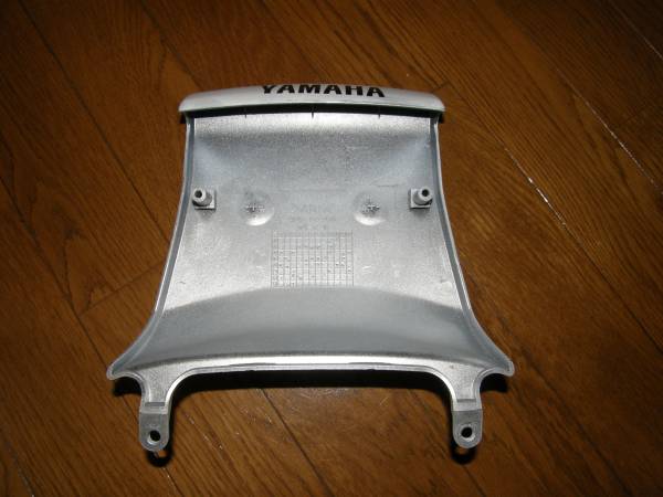 マジェスティ4D9 カバーテール（中古・パールホワイト自家塗装）(リア 
