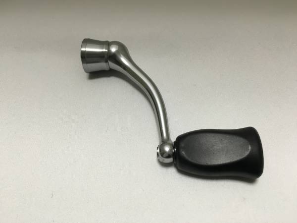 【中古】ダイワ 12ルビアス2506 純正ハンドル 50ミリ