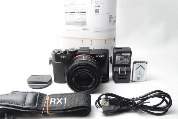 極上品☆ソニー SONY Cyber Shot RX1☆付属充実#1059 美品 付属品充実