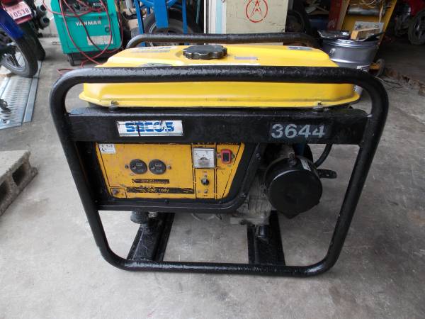 ガソリンエンジン発電機　サコス３６４４　実動　１００V