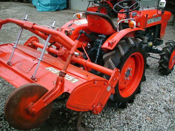クボタ トラクター L1501DT 15馬力 4WD 簡易整備済み