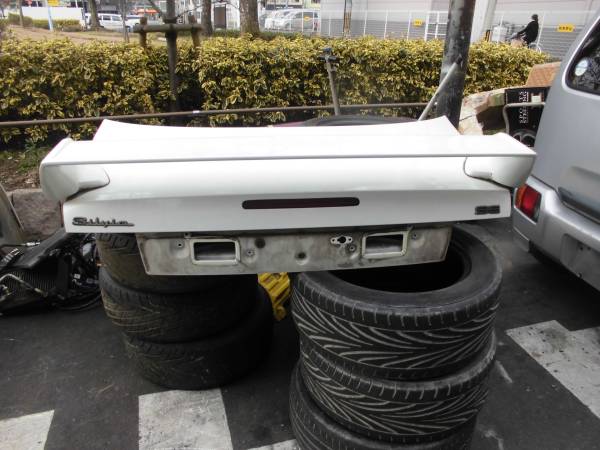 40 希少 S14 シルビア 後期 純正 リアートランクウイングつき