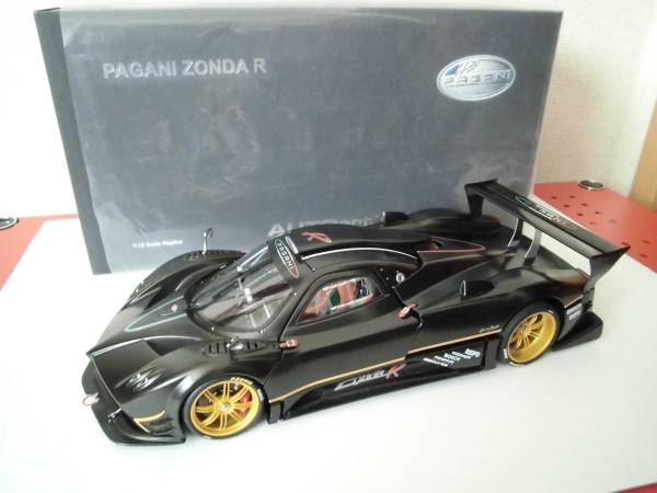 オートアート PAGANI ZONDA R 中古品 オンラインホビー・楽器・アート