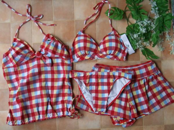 新品●ラコステ●LACOSTEチェックビキニタンキニ・水着9号M赤