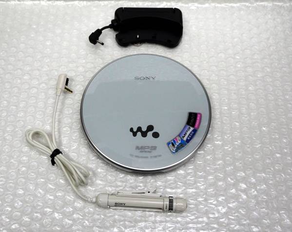 ◇SONY◇CDウォークマン◇D-NE730 ホワイト◇中古・動作品◇ SONY CD