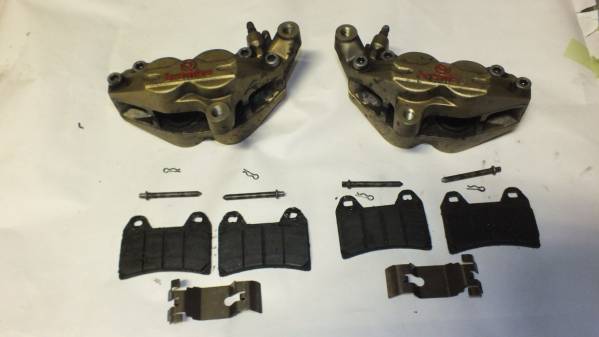 ブレンボキャリパー左右セット　ヤマハXJR400　4HM純正装着　