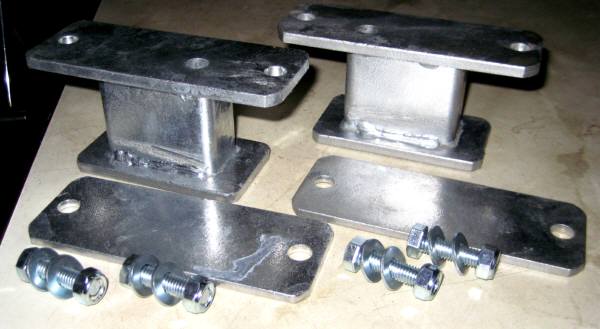 ジムニーＪＡ１１ＳＪ３０　リアバンプ延長ブロック