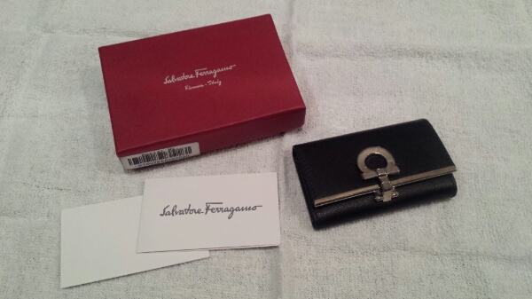 新品 フェラガモ キーケース 黒