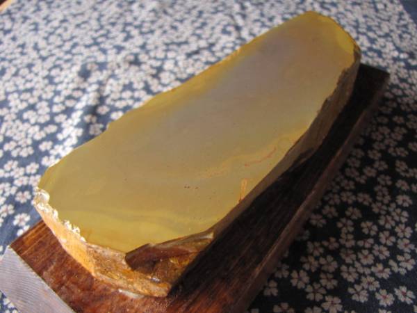 天然砥石　本山・合砥・色物　仕上砥　鉋　鑿　剃刀　包丁　小刀