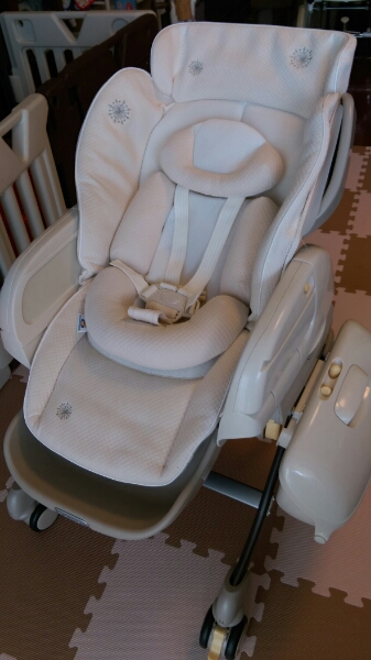 combiコンビ ロアンジュAT RW-700 電動ハイローチェア【美品】 Combi ハイローチェアー ロアンジュ RU-700 電動・オートスウィング