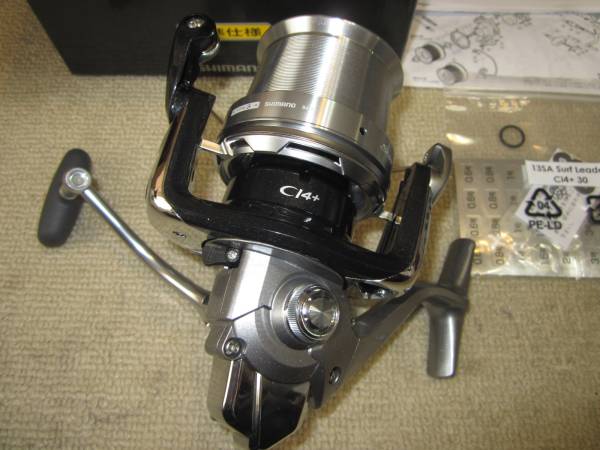 □シマノ スーパーエアロ サーフリーダー CI4+ 30 スポーツ、レジャー